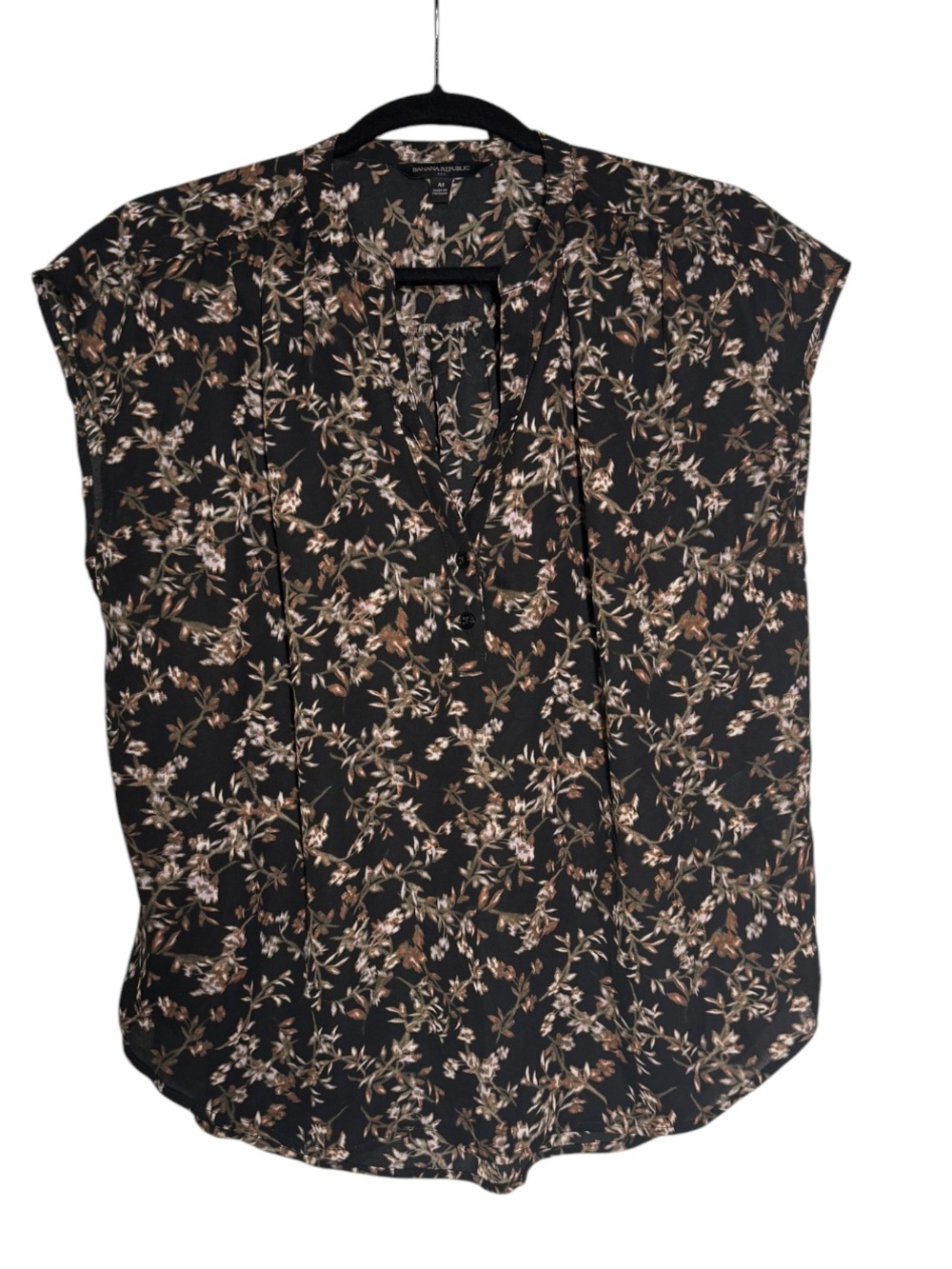 Banana Republic Floral Blouse Sleeveless V-Neck Size Medium Flowy